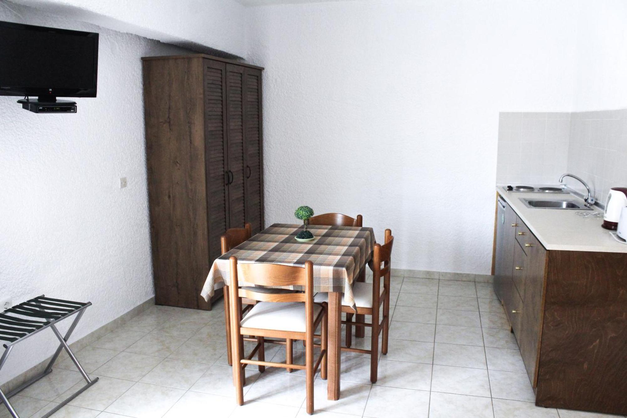 Aparthotel Haniotis Faliraki